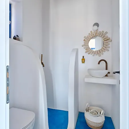 Blue & In Luxury * Parikia (Paros)